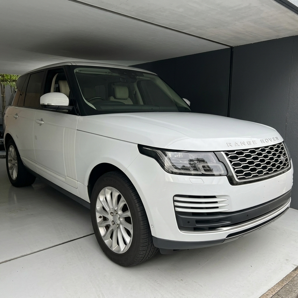 2019 Land Rover Range Rover Vogue 3.0L Supercharged V6 | Only 38k km | Panoramic Sunroof & Full Leather | 360° All-Around Camera | Fuji White Flagship Luxury SUV